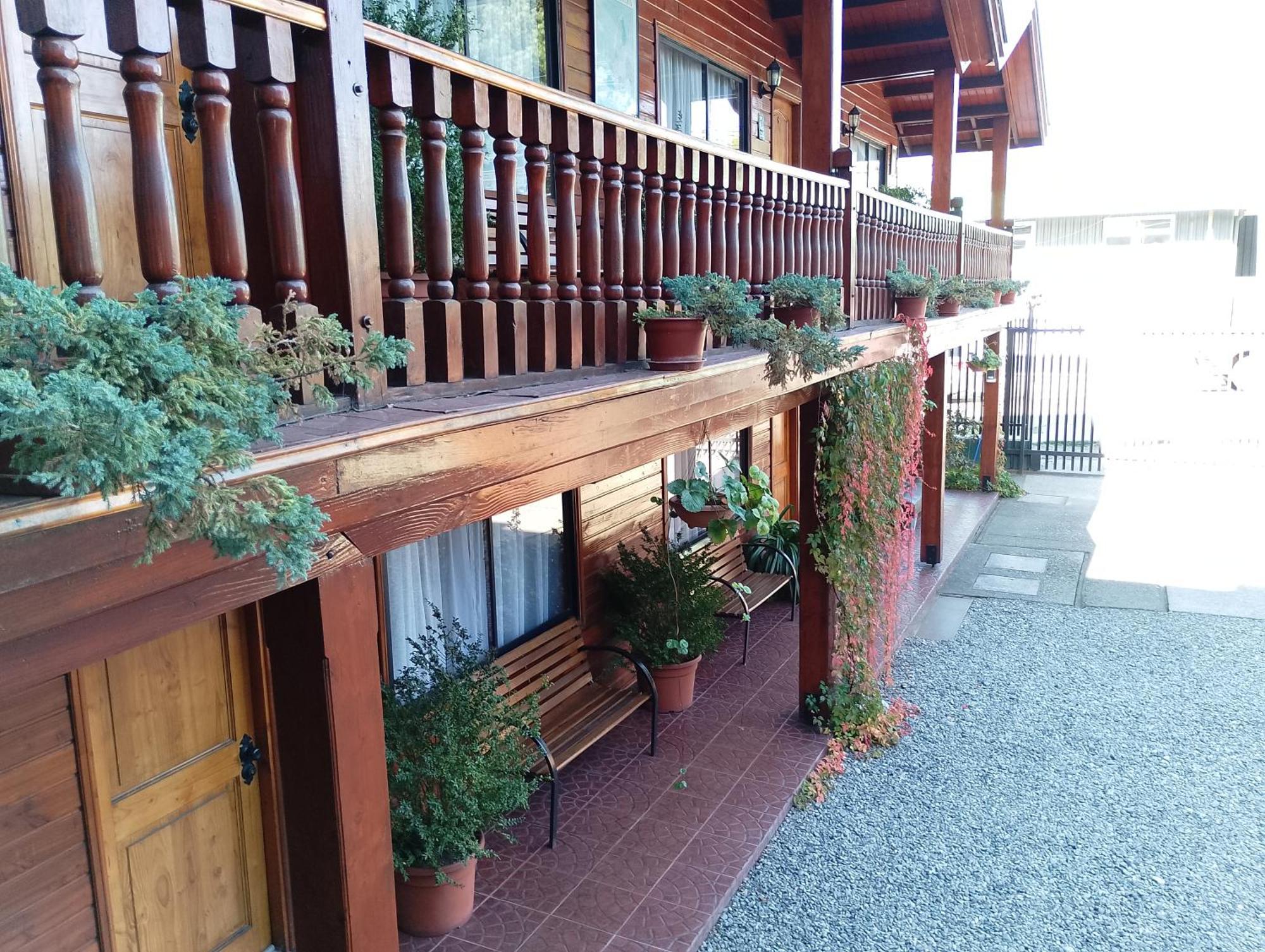 Apart-Hotel Colonia-Koenigsberg Estacionamiento Deptos Completos Ubicado En El Centro De Valdivia Aire Acondicionado Dış mekan fotoğraf